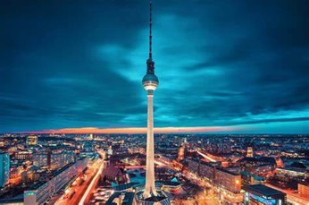 **BURSARY STUDENTS** BERLIN Body Worlds 2027 21-23 April 2027
