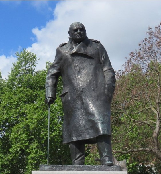 statue 
