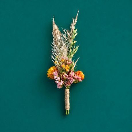 GRD-WINTERGRADBUTTONHOLE2026
