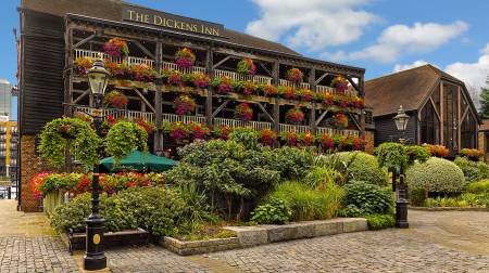 Dickens Inn