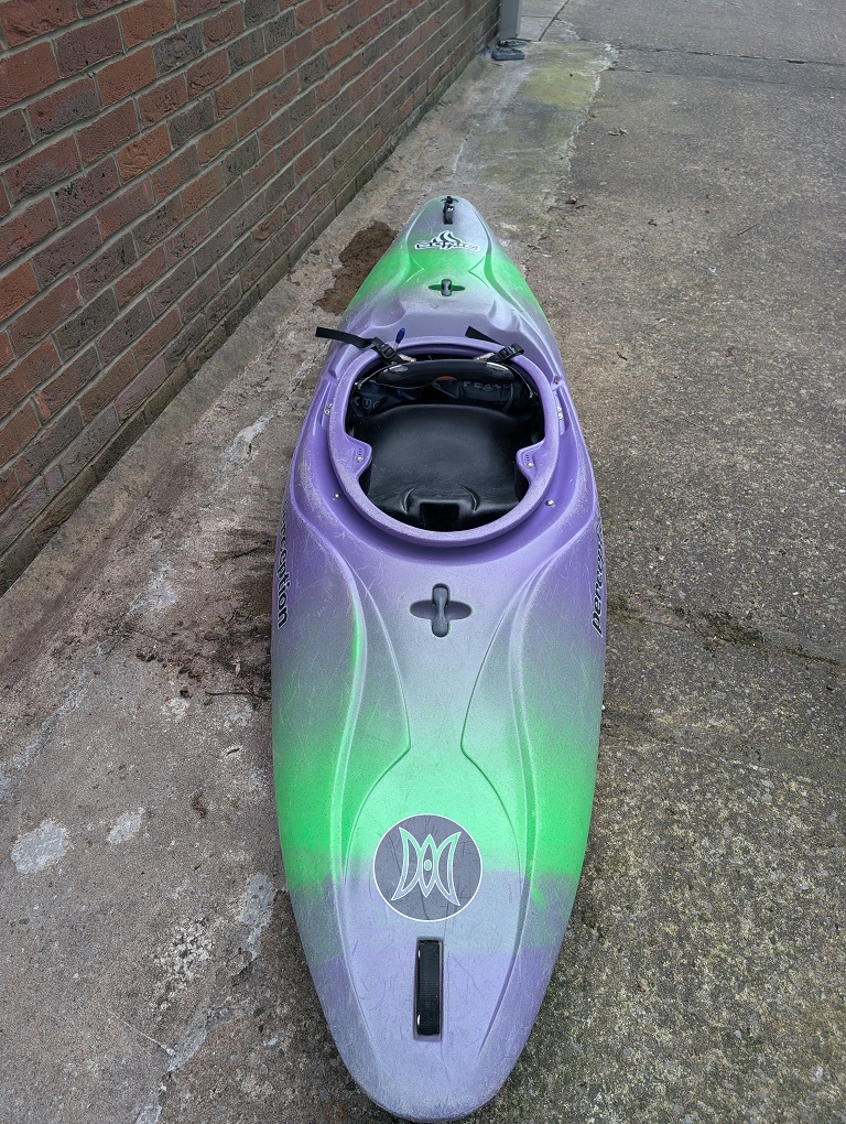 PerceptionSonic Kayak