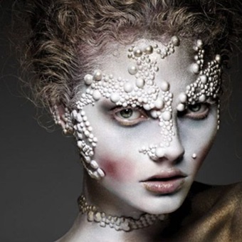 Avant Garde