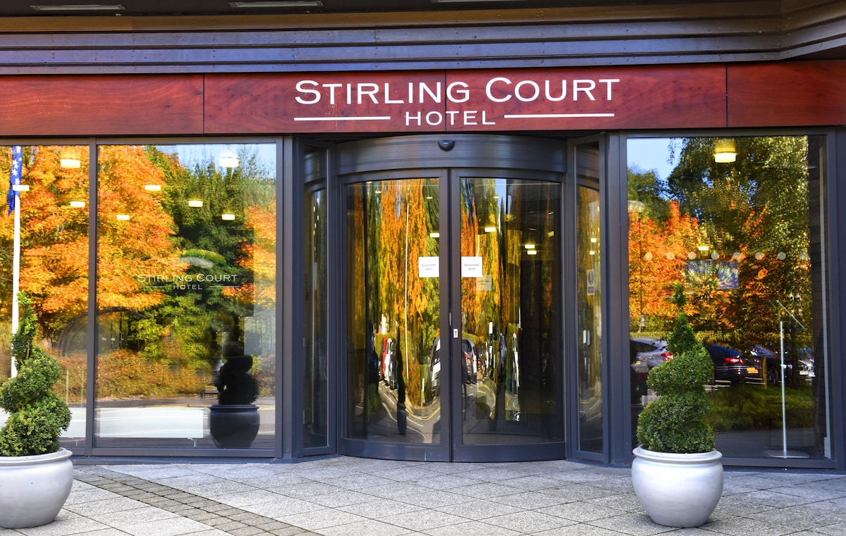 Hotel Frontage
