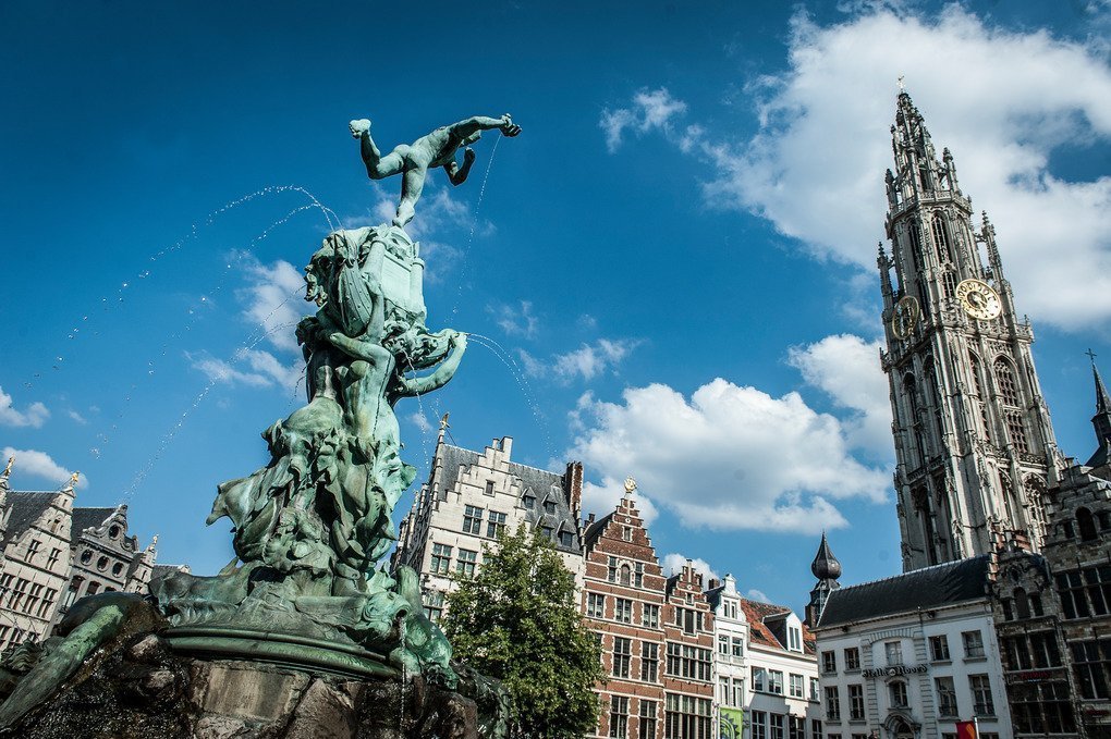 Statue Antwerp