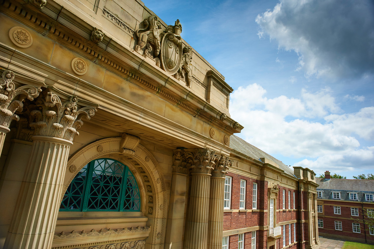 EHU, Main Building